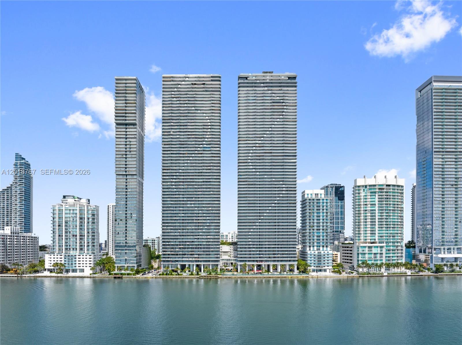ARIA RESERVE - Residential