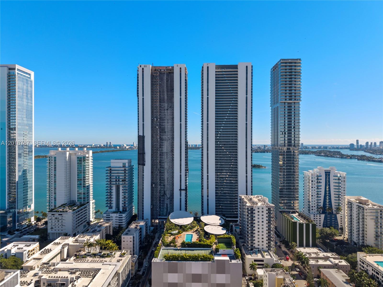 ARIA RESERVE - Residential