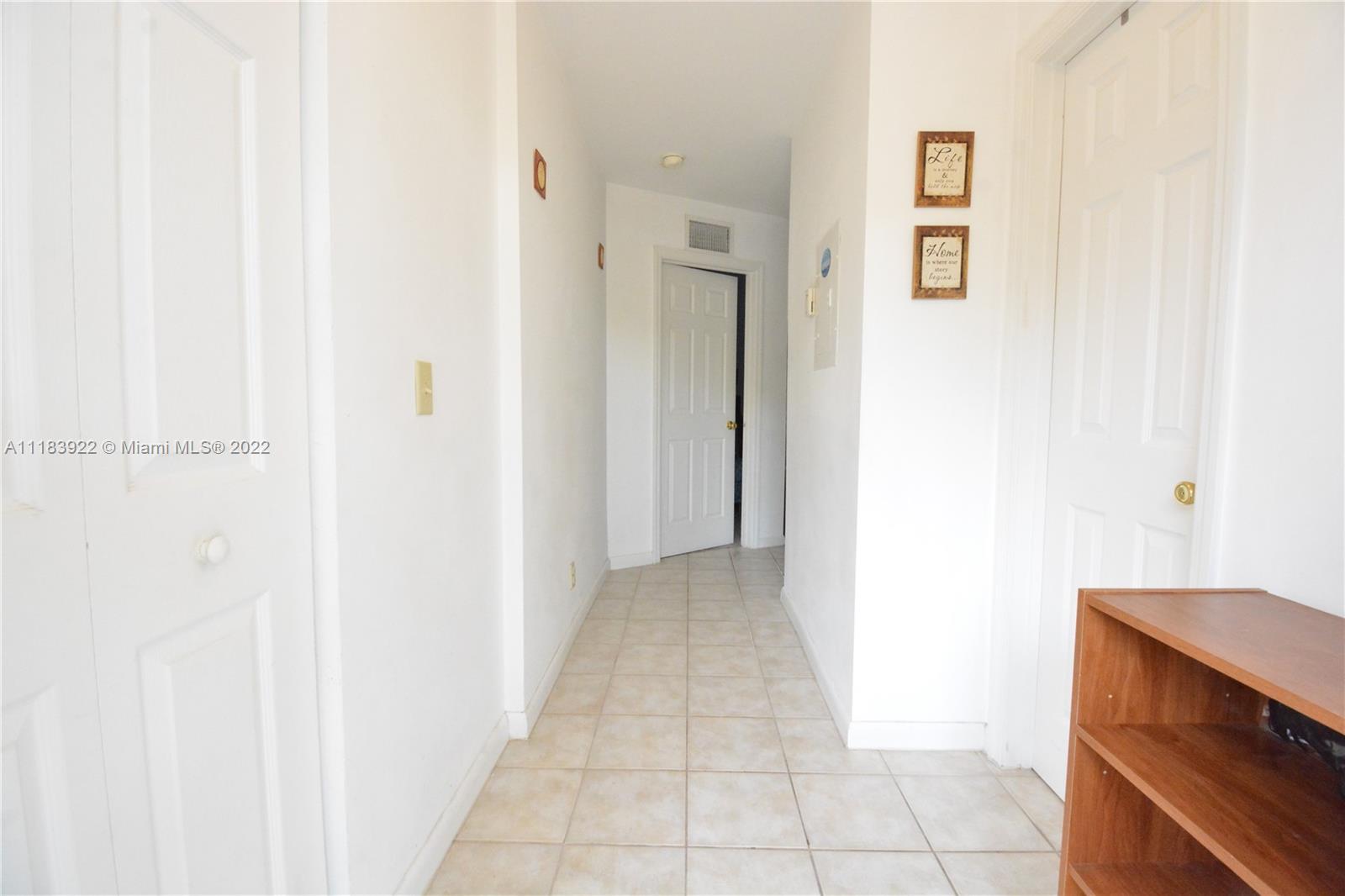 CANONGATE CONDO - Residential