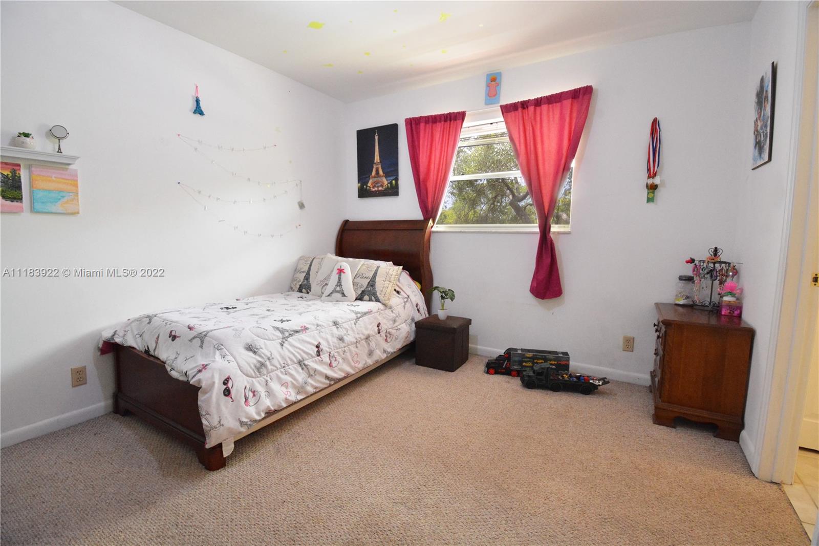 CANONGATE CONDO - Residential