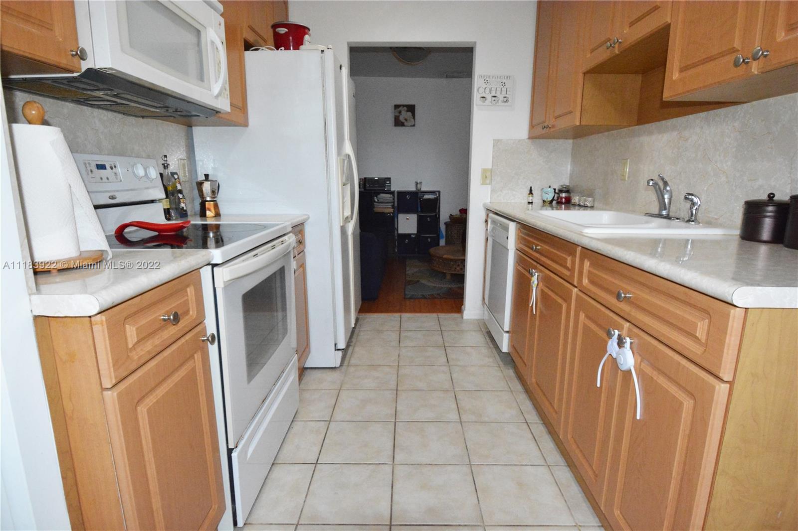CANONGATE CONDO - Residential