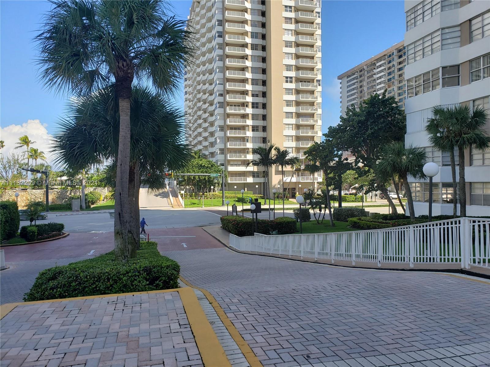 HEMISPHERES CONDO - Residential Lease