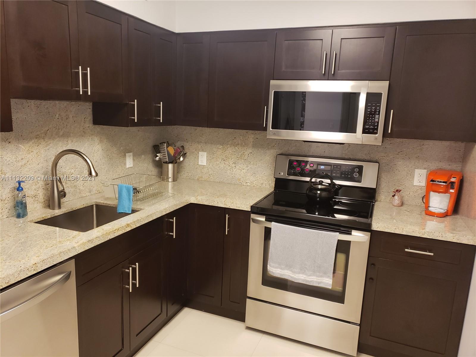 HEMISPHERES CONDO - Residential Lease
