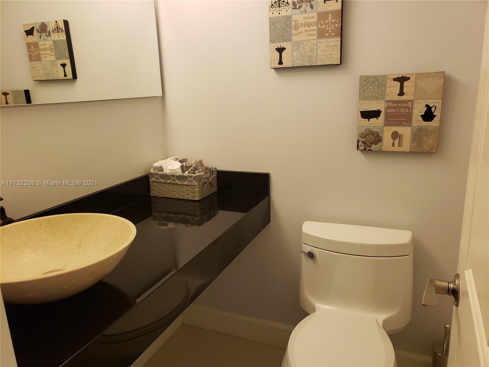 HEMISPHERES CONDO - Residential Lease