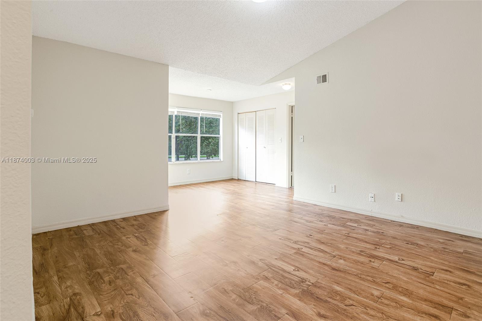 ISLES AT LAGO MAR CONDO - Residential Lease