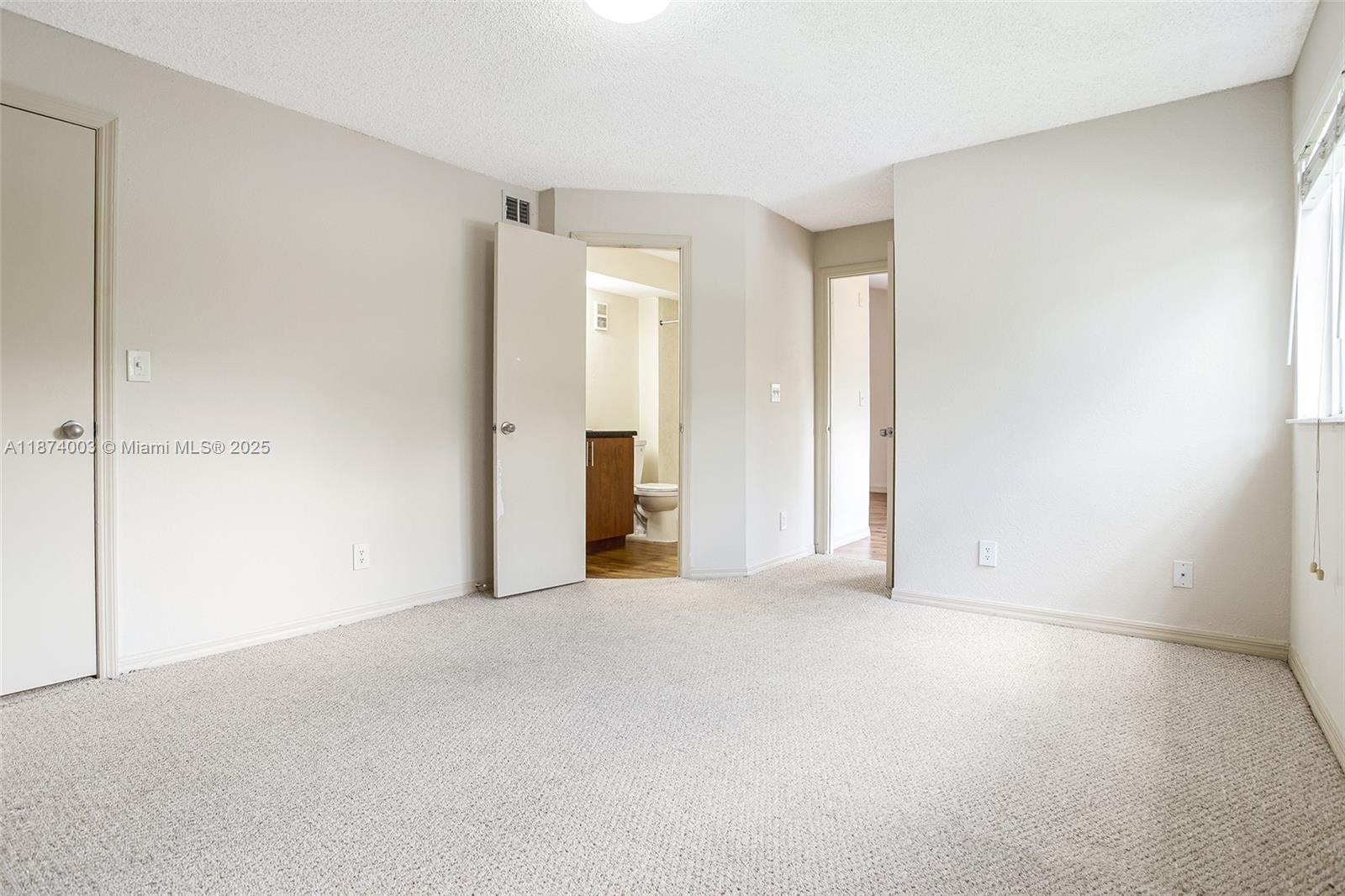 ISLES AT LAGO MAR CONDO - Residential Lease