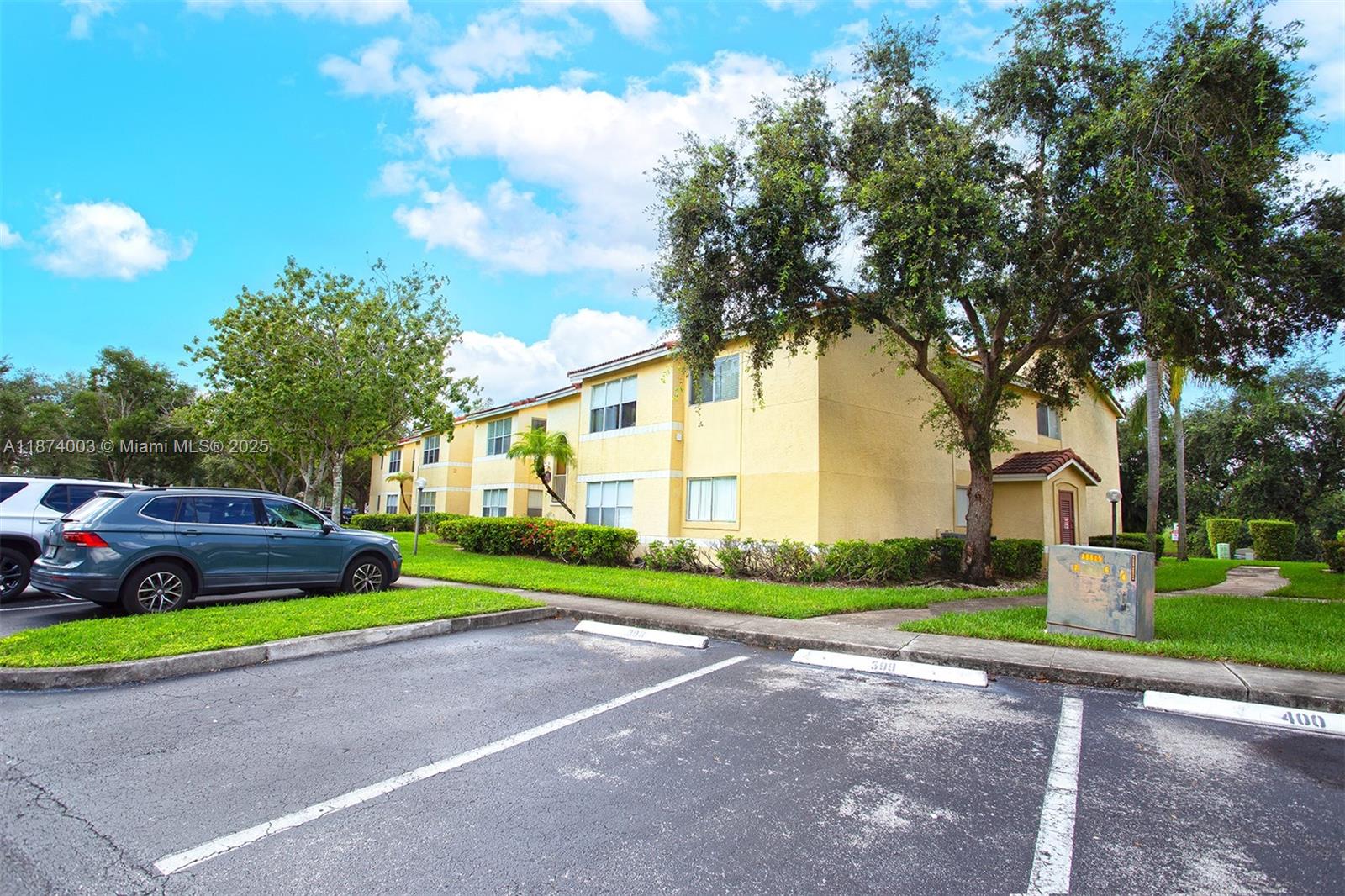 ISLES AT LAGO MAR CONDO - Residential Lease