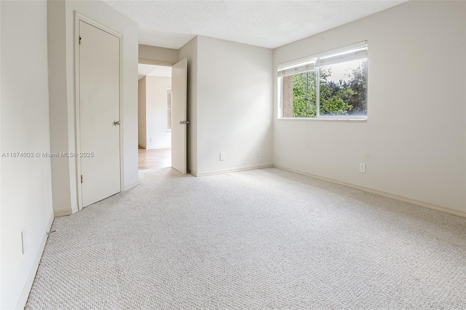 ISLES AT LAGO MAR CONDO - Residential Lease