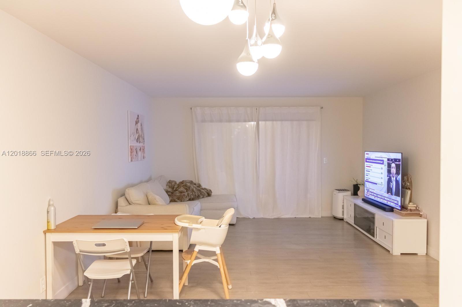 CYPRESS BEND CONDOMINIUM - Residential