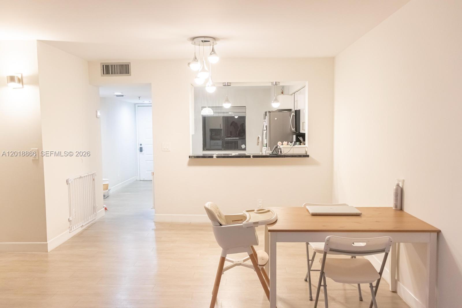 CYPRESS BEND CONDOMINIUM - Residential