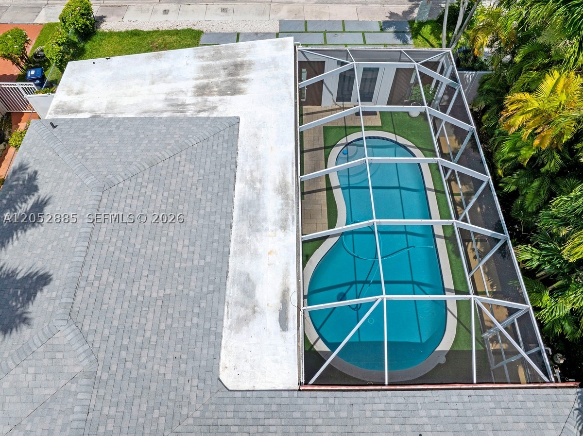 TREASURE ISLAND - Residential