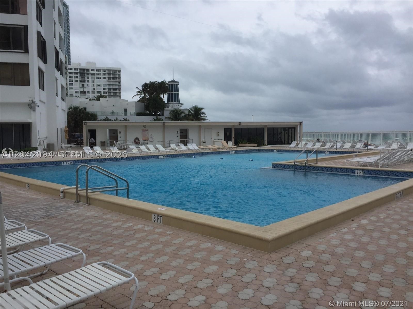 ALEXANDER TOWERS CONDO - Residential Lease