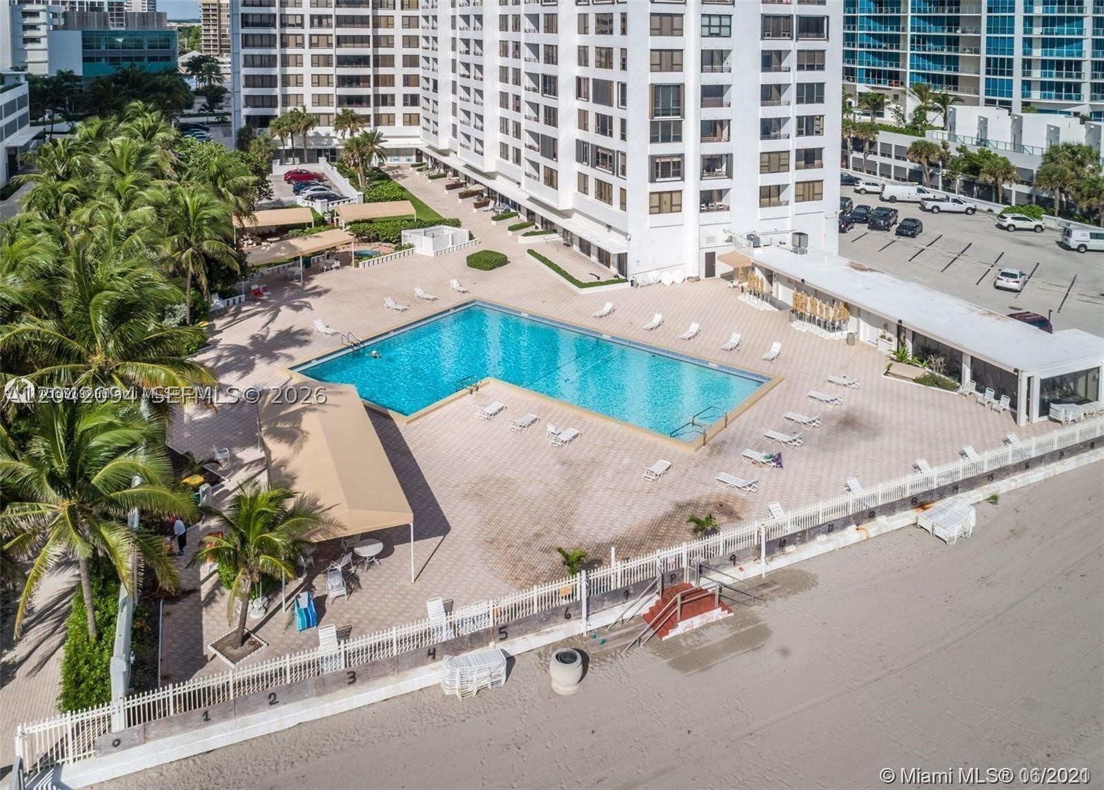ALEXANDER TOWERS CONDO - Residential Lease