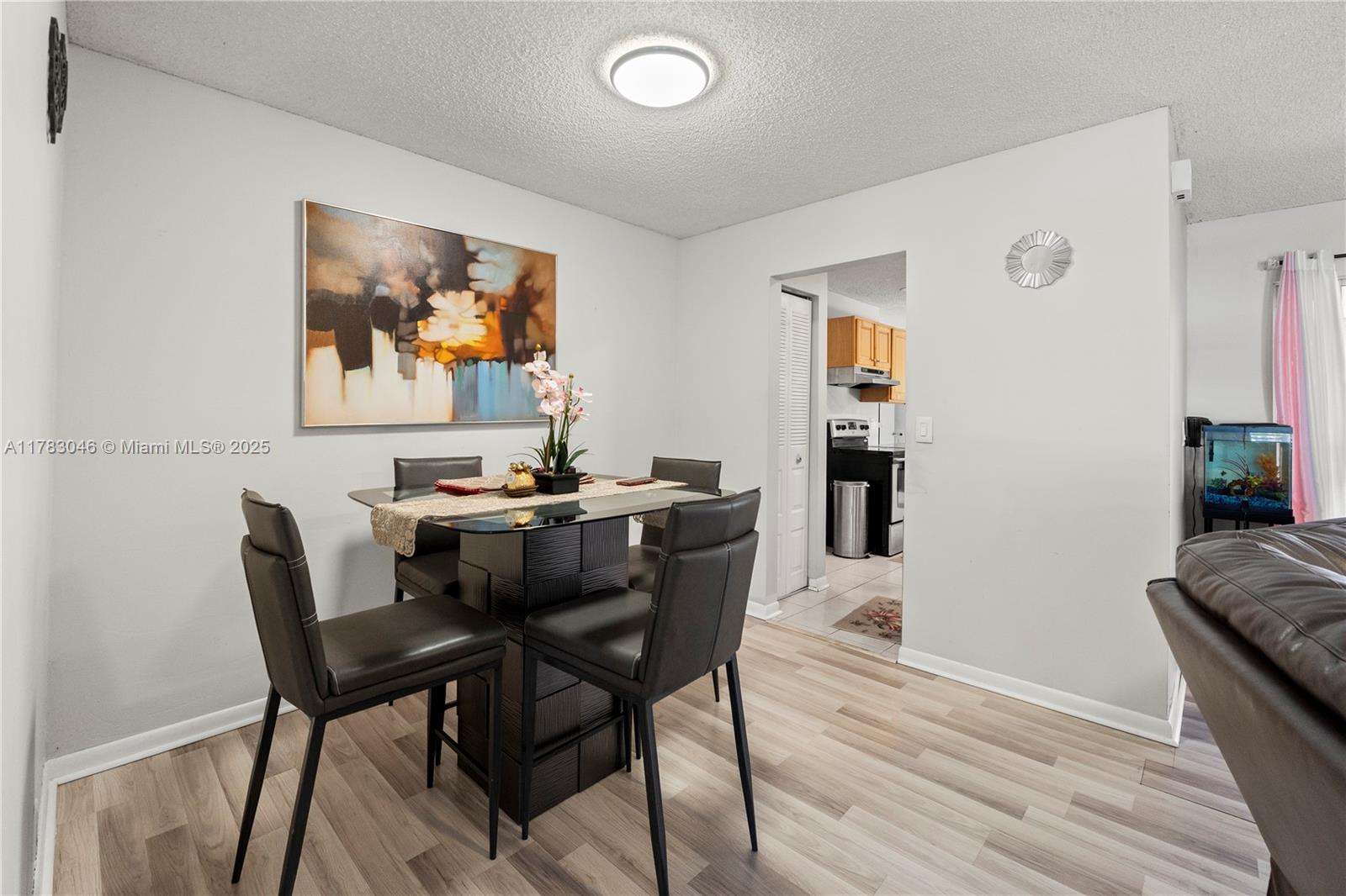 CRYSTAL LAKE 4TH SEC - Residential