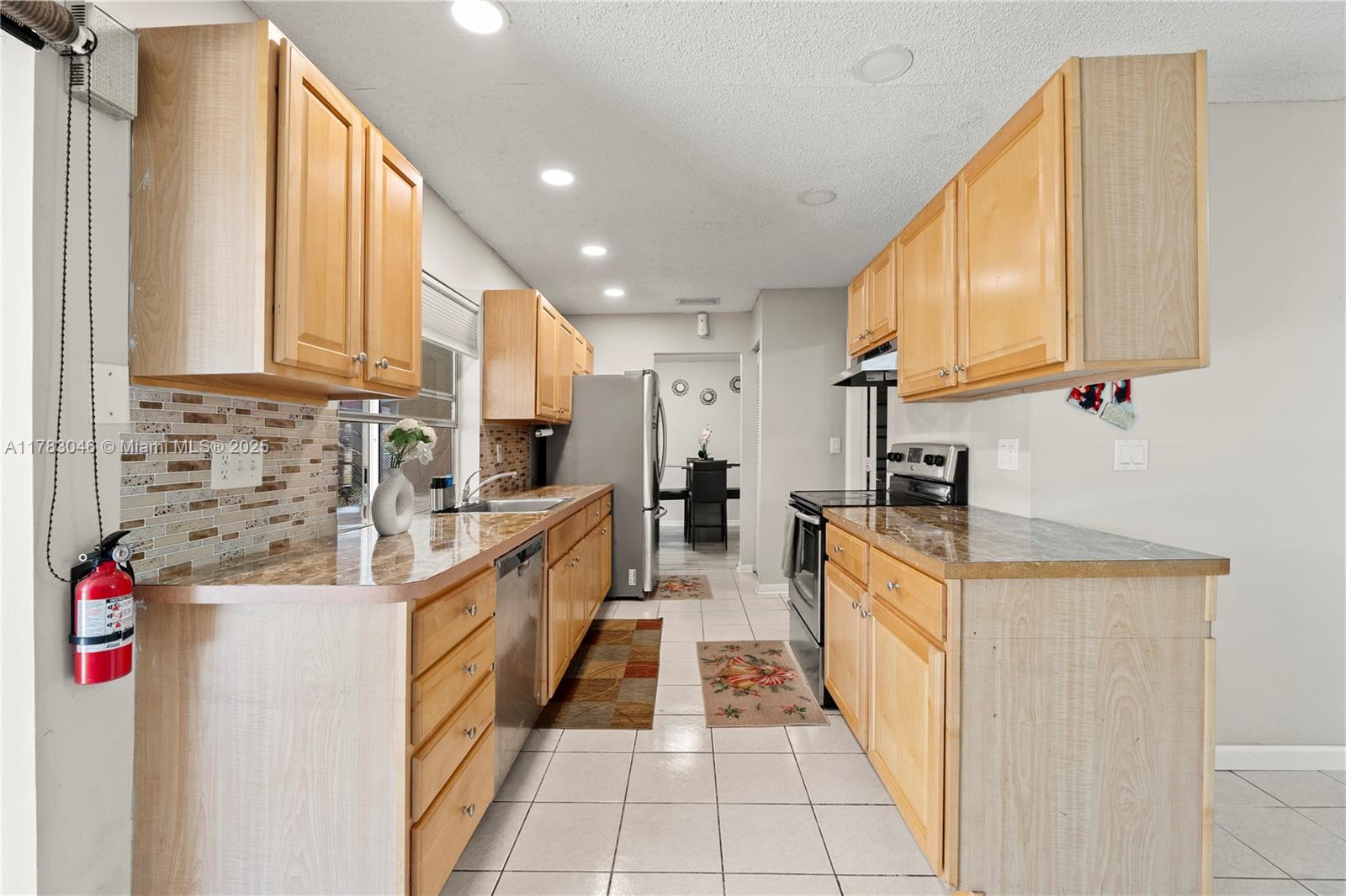 CRYSTAL LAKE 4TH SEC - Residential