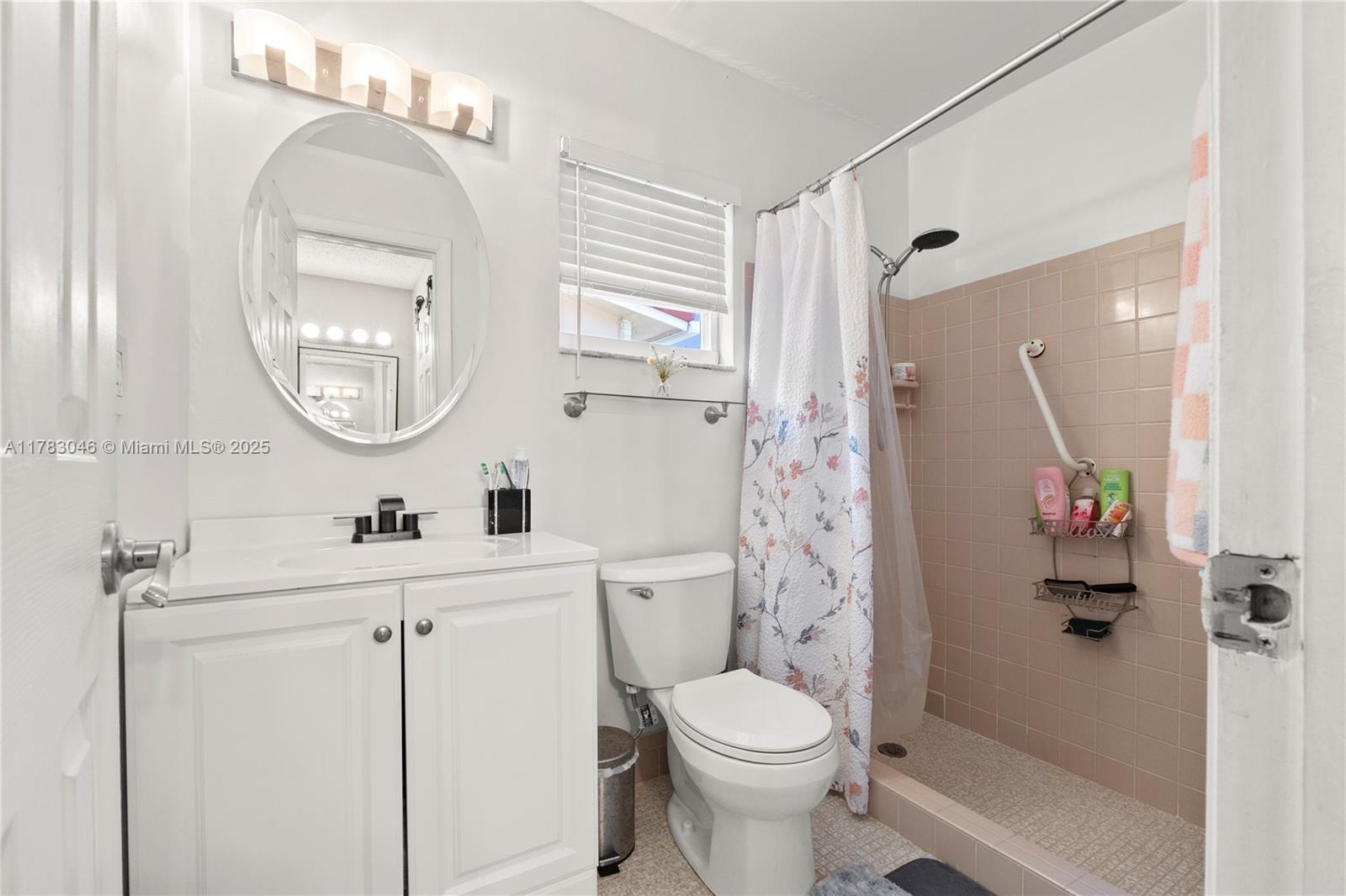 CRYSTAL LAKE 4TH SEC - Residential
