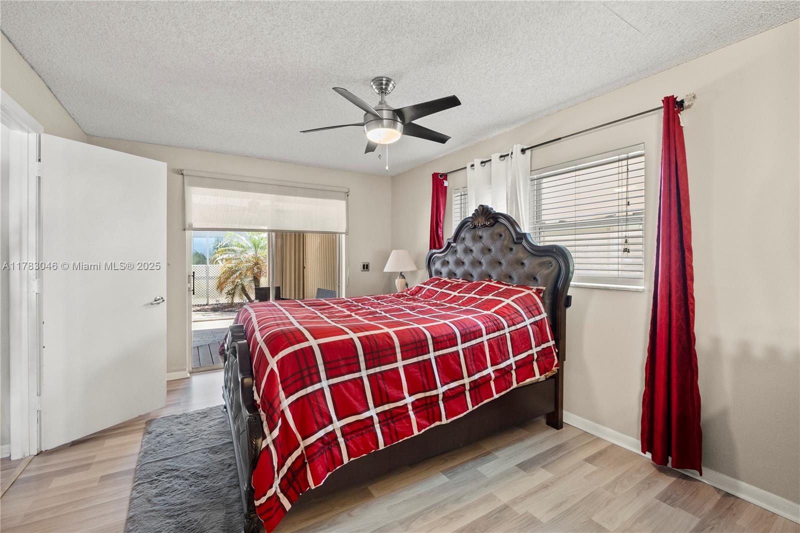 CRYSTAL LAKE 4TH SEC - Residential