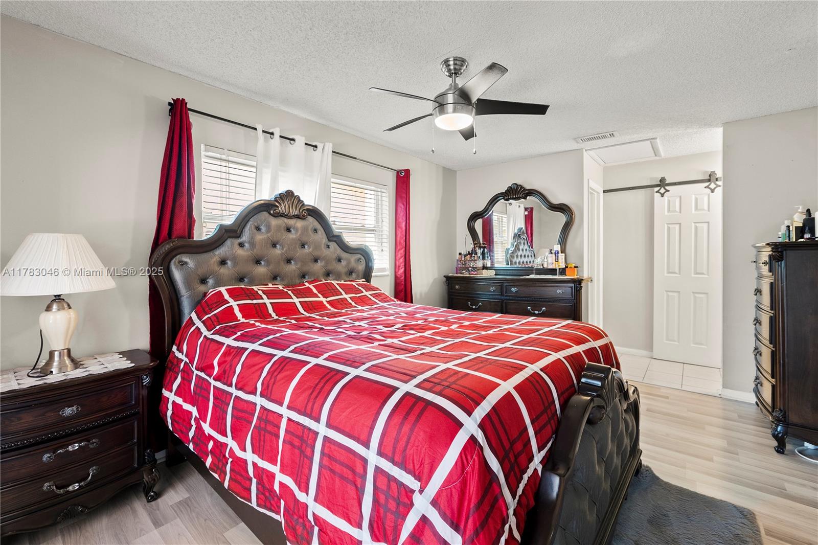 CRYSTAL LAKE 4TH SEC - Residential