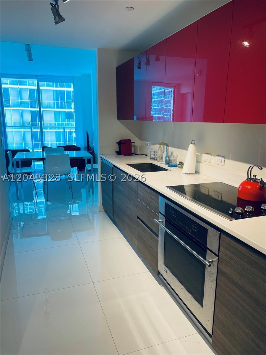 1100 MILLECENTO RESIDENCE - Residential Lease