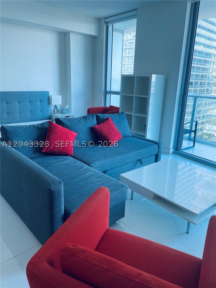 1100 MILLECENTO RESIDENCE - Residential Lease