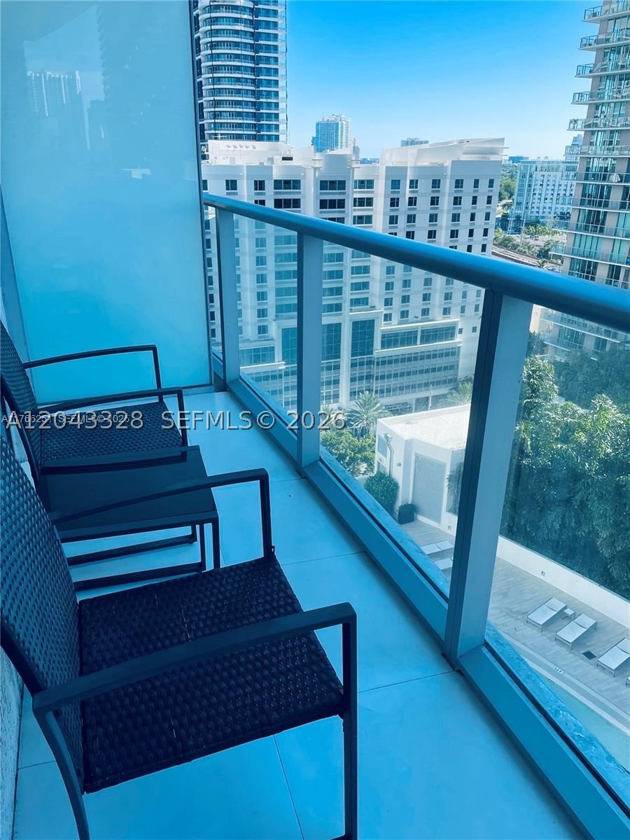 1100 MILLECENTO RESIDENCE - Residential Lease