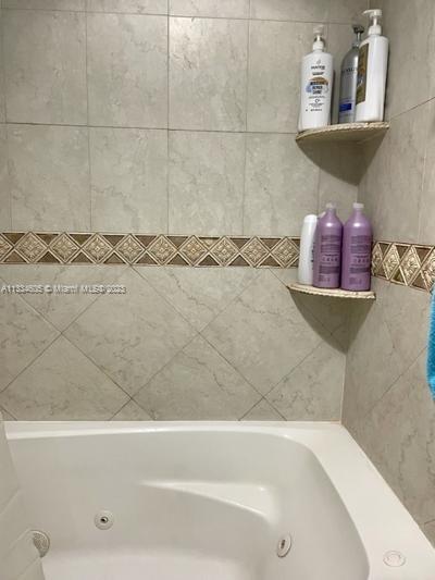 ARLEN HOUSE CONDO - Residential