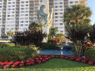 Beautiful and bright 1 bedroom/ 1bathroom corner unit with a wrap around balcony in a full service building in Sunny Isles Beach, also known as South Florida's Riviera.  Across the street from the ocean. The building has amenities such as gym, heated pool, activity rooms, tennis court, etc.