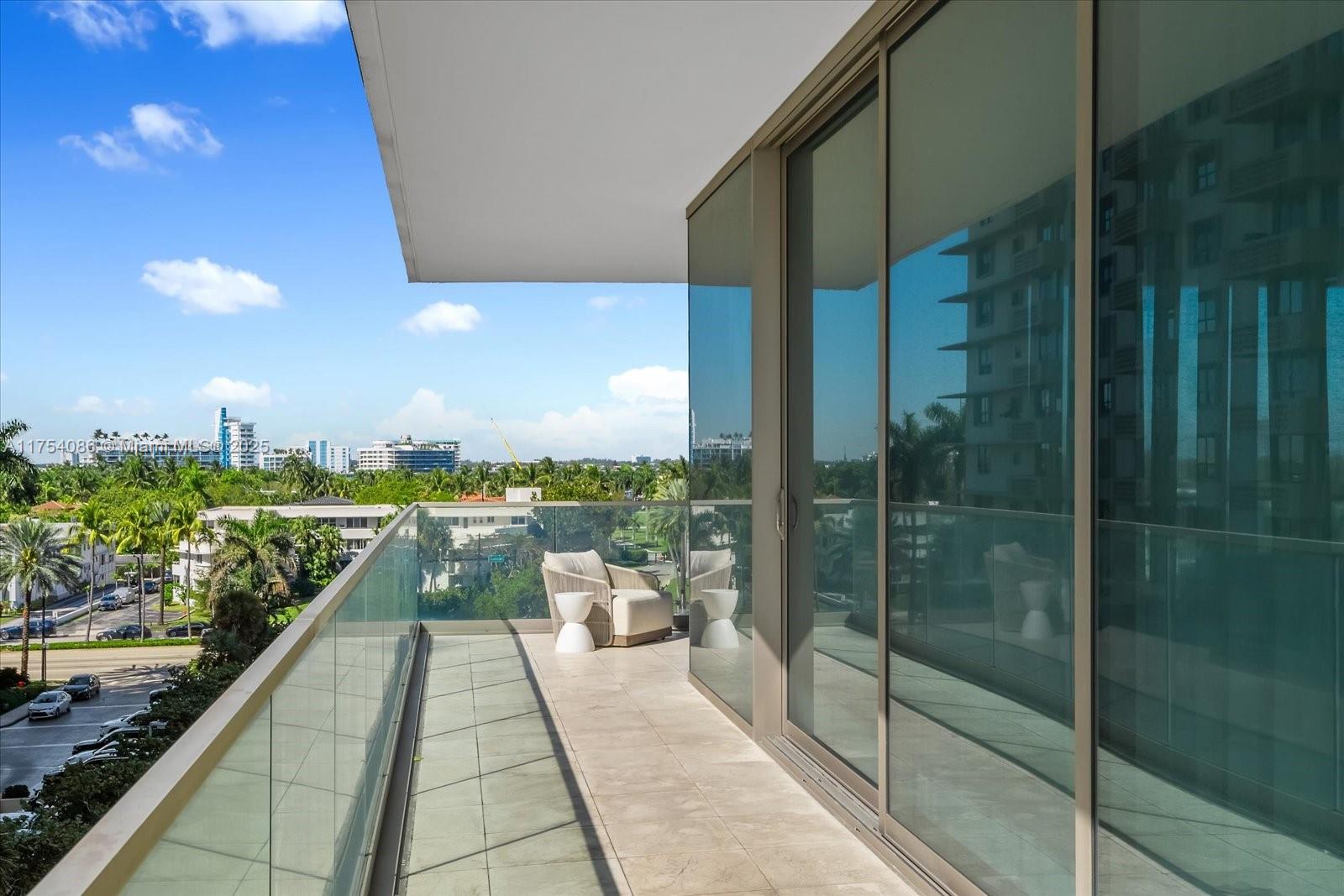 OCEANA BAL HARBOUR CONDO - Residential