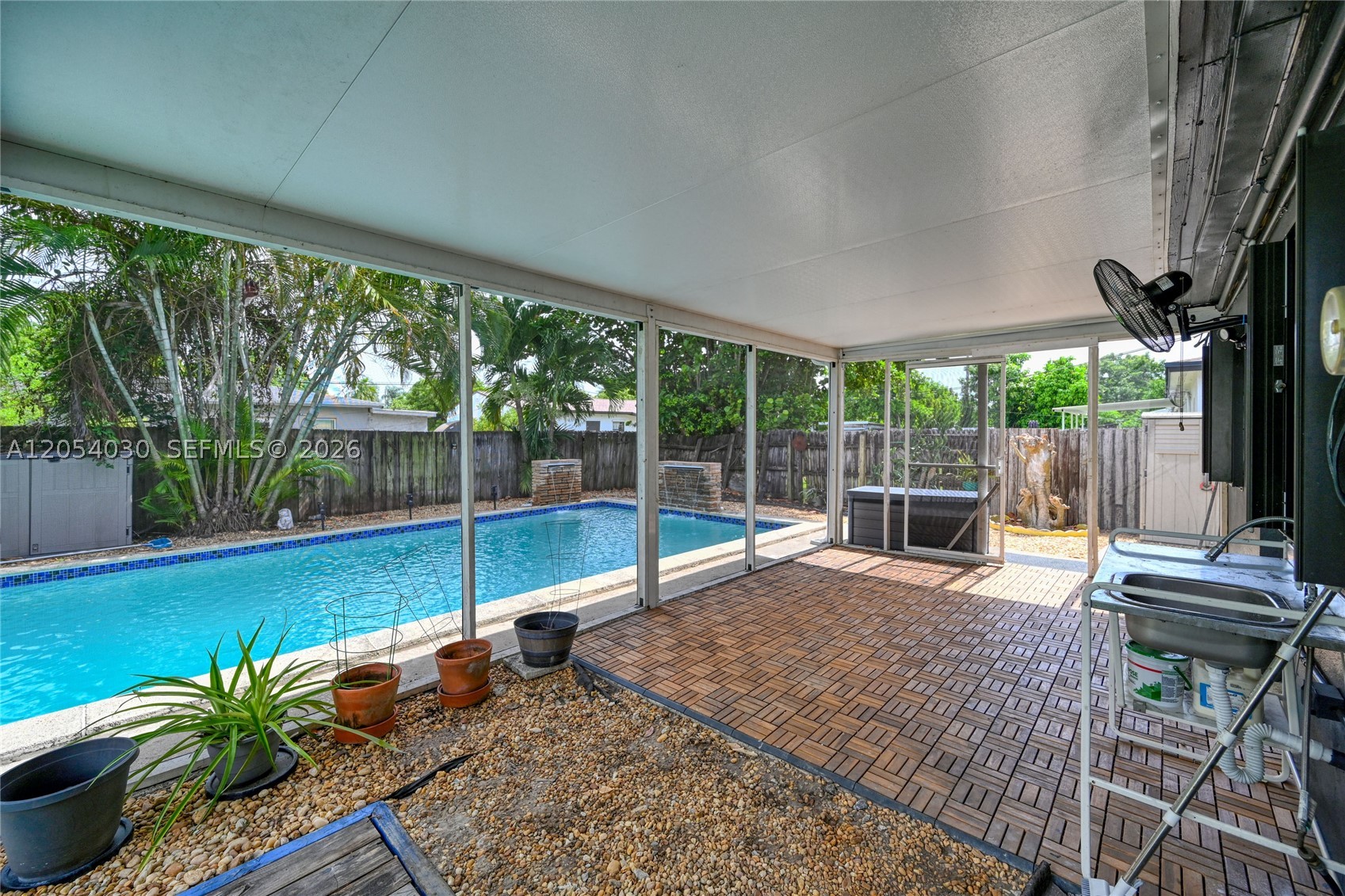NORTH BEACH PARK - Residential