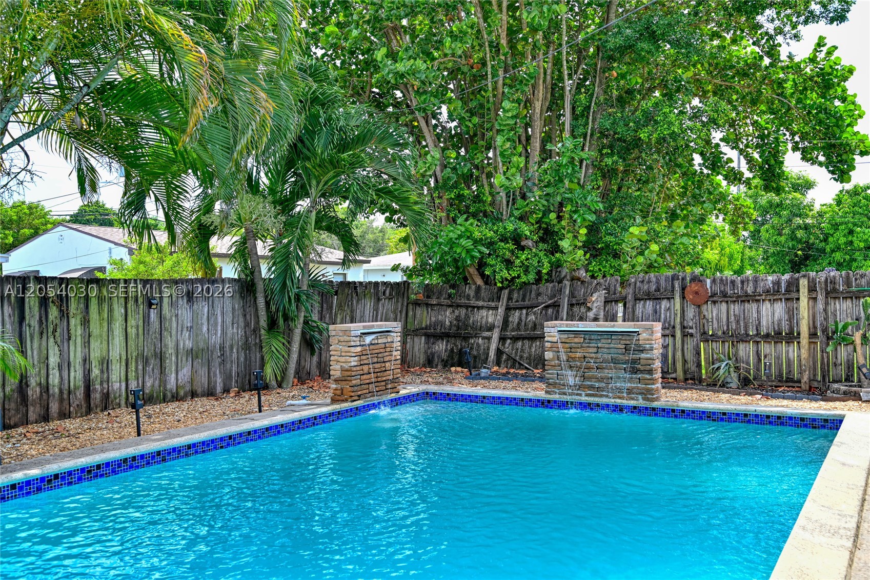 NORTH BEACH PARK - Residential