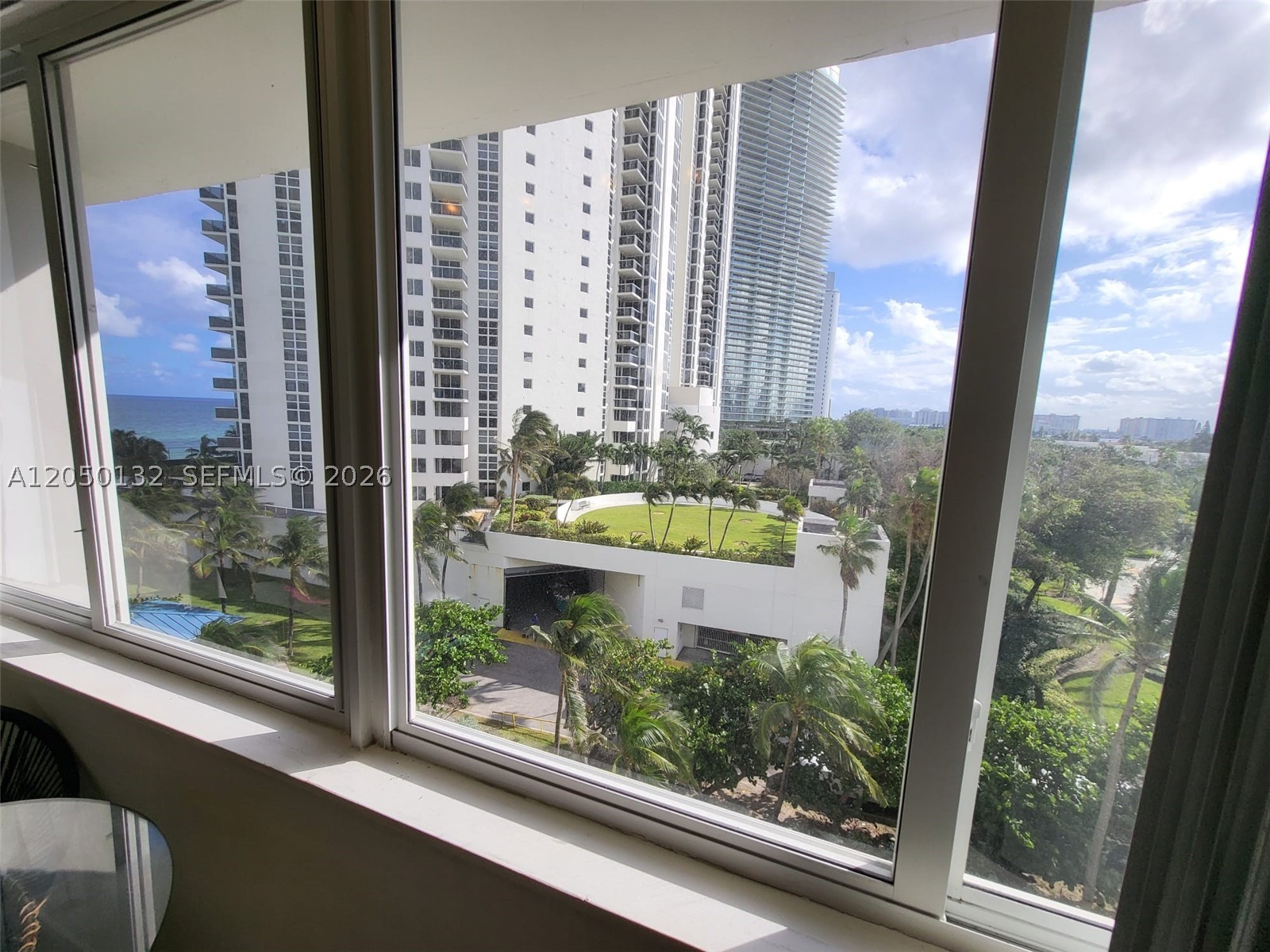 THE AVENTURA BEACH CLUB C - Residential
