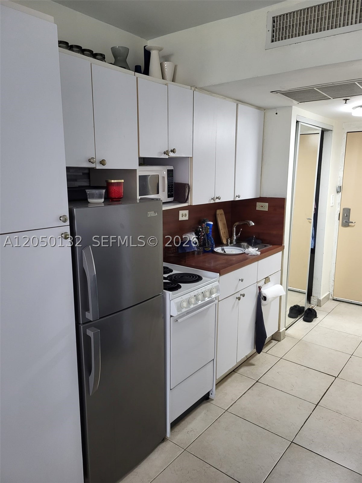 THE AVENTURA BEACH CLUB C - Residential