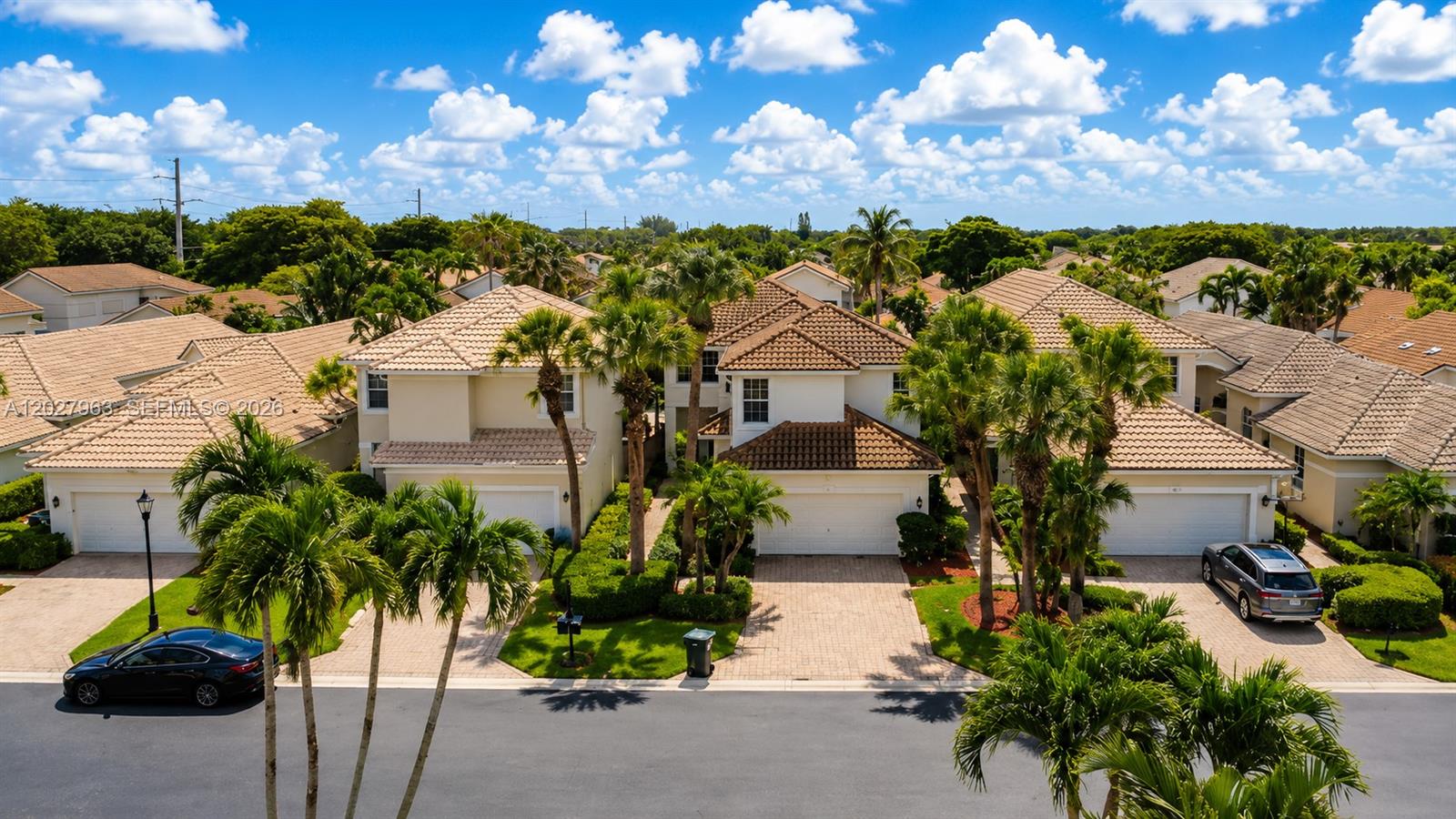 BANYANS OF ARVIDA COUNTRY - Residential
