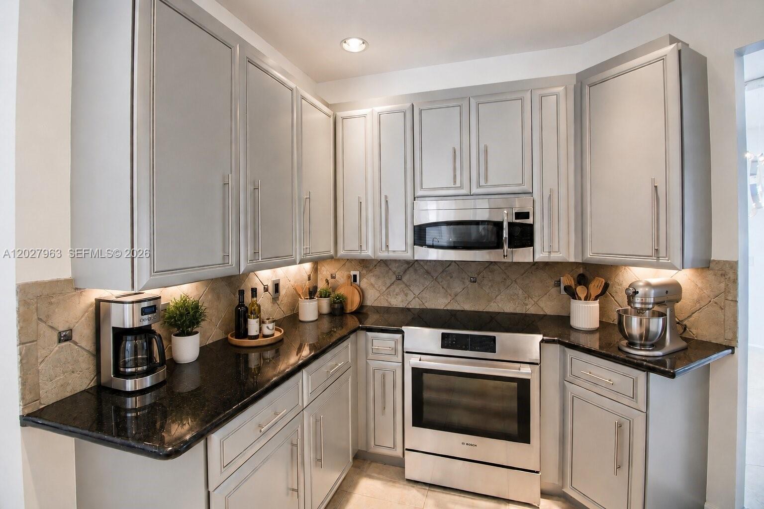 BANYANS OF ARVIDA COUNTRY - Residential