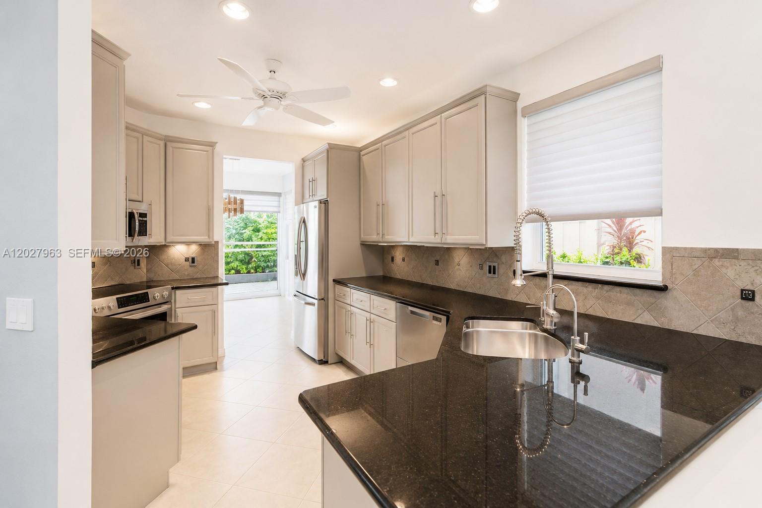 BANYANS OF ARVIDA COUNTRY - Residential