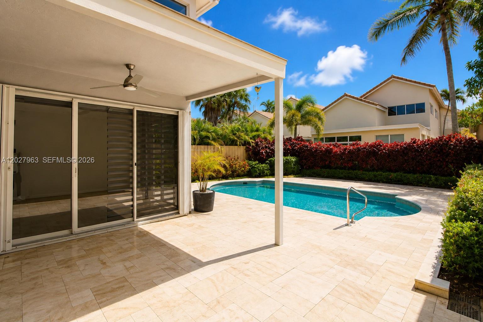 BANYANS OF ARVIDA COUNTRY - Residential