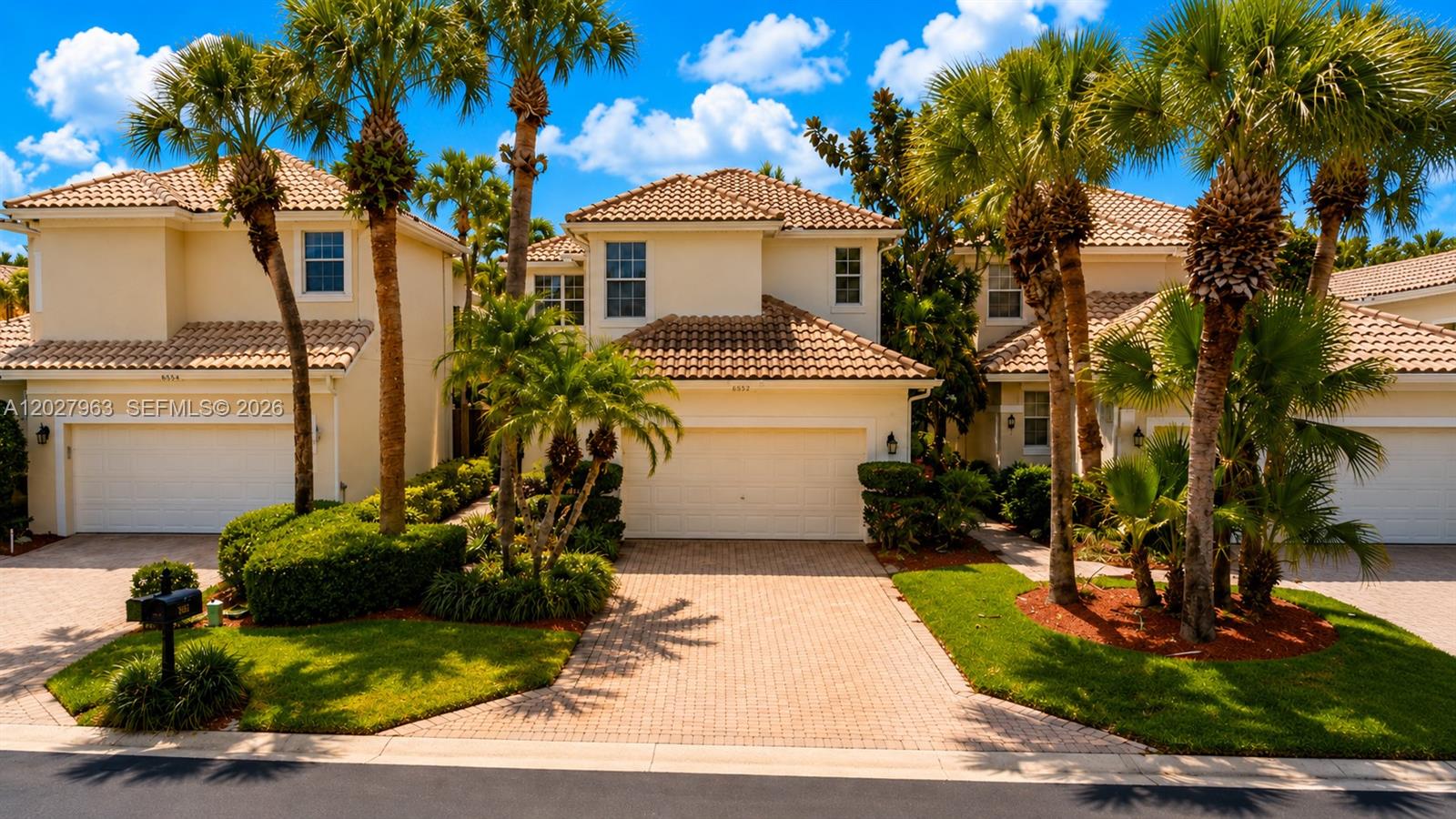 BANYANS OF ARVIDA COUNTRY - Residential
