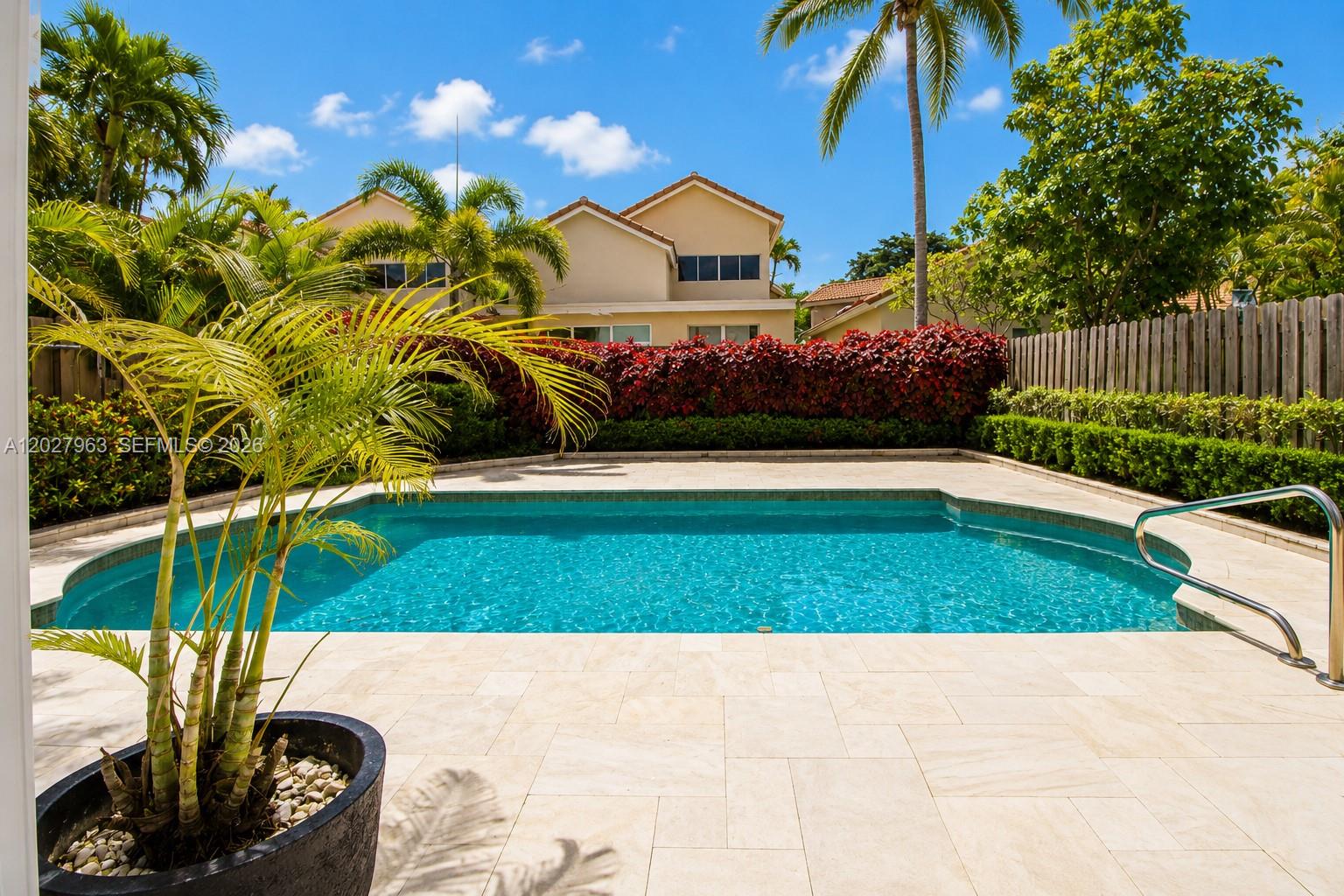 BANYANS OF ARVIDA COUNTRY - Residential