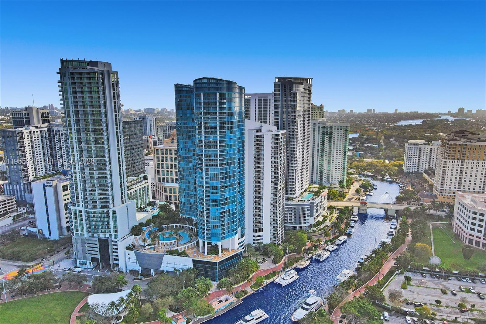 LAS OLAS RIVER HOUSE COND - Residential