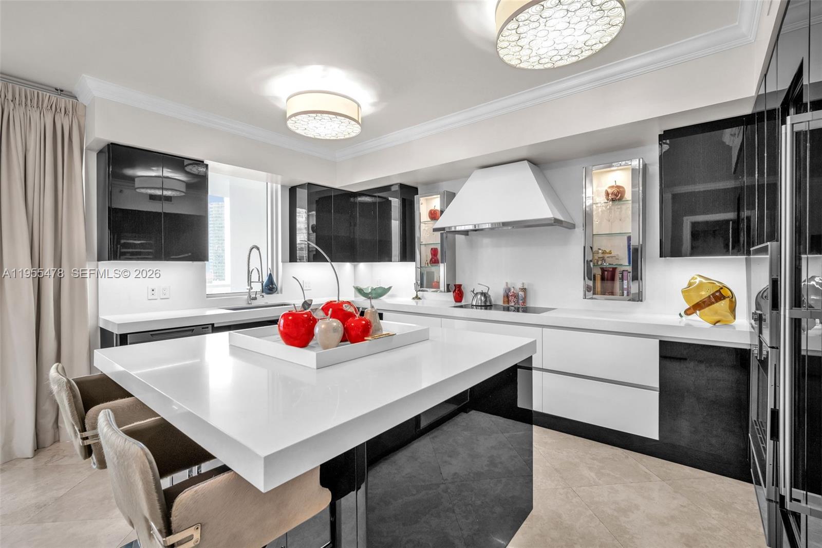 LAS OLAS RIVER HOUSE COND - Residential