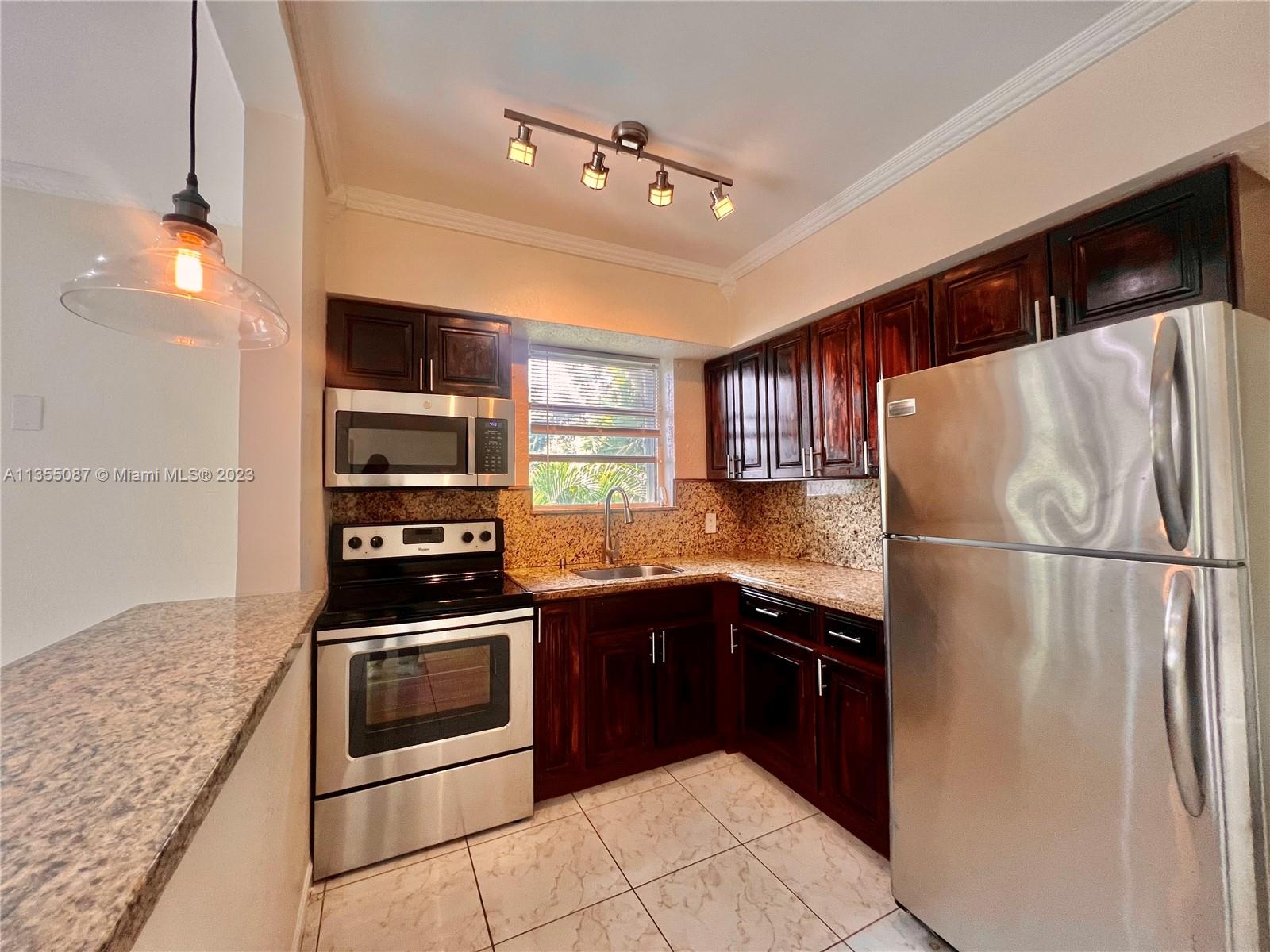NORTH GATE - Residential Lease
