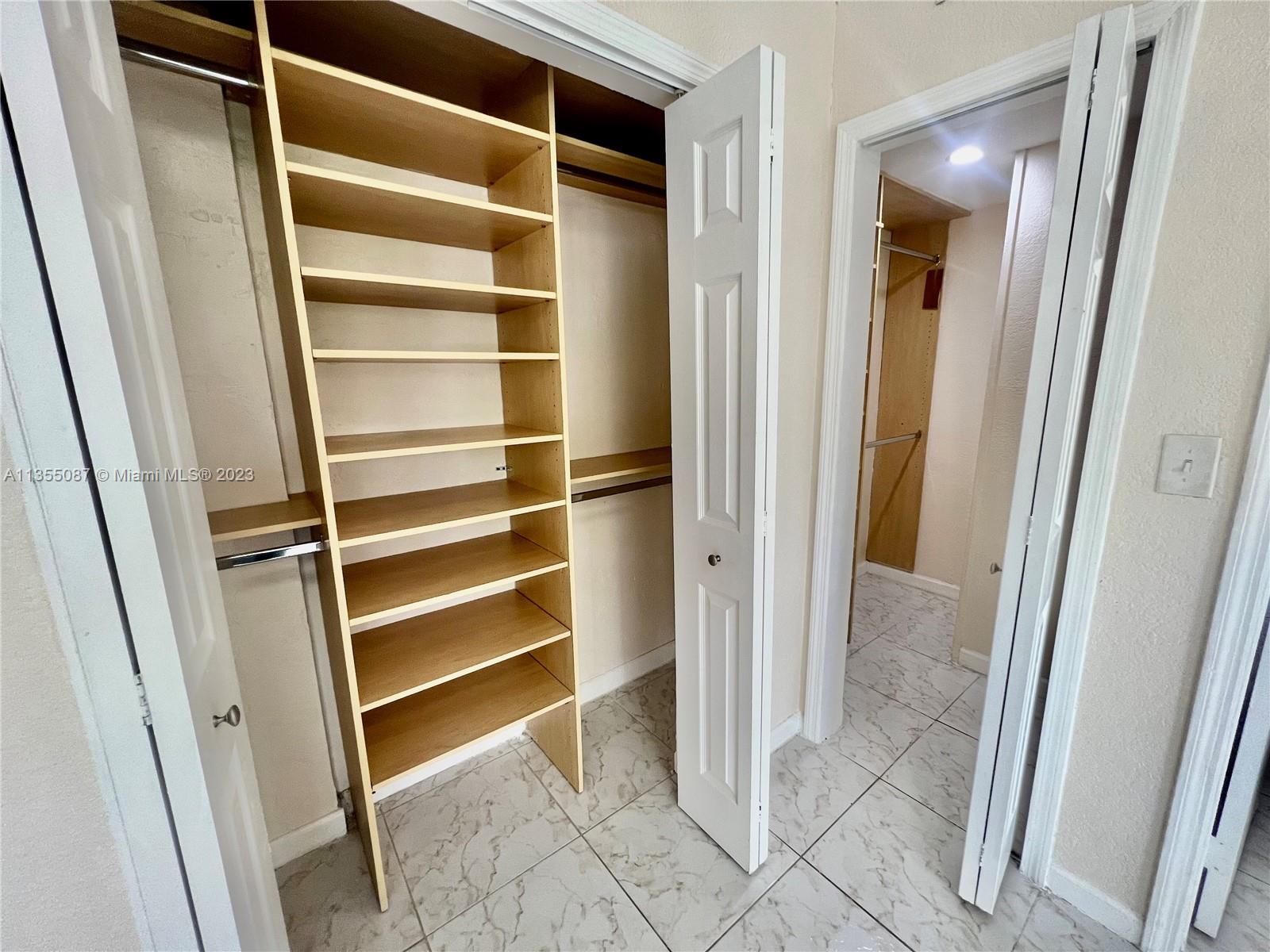 NORTH GATE - Residential Lease
