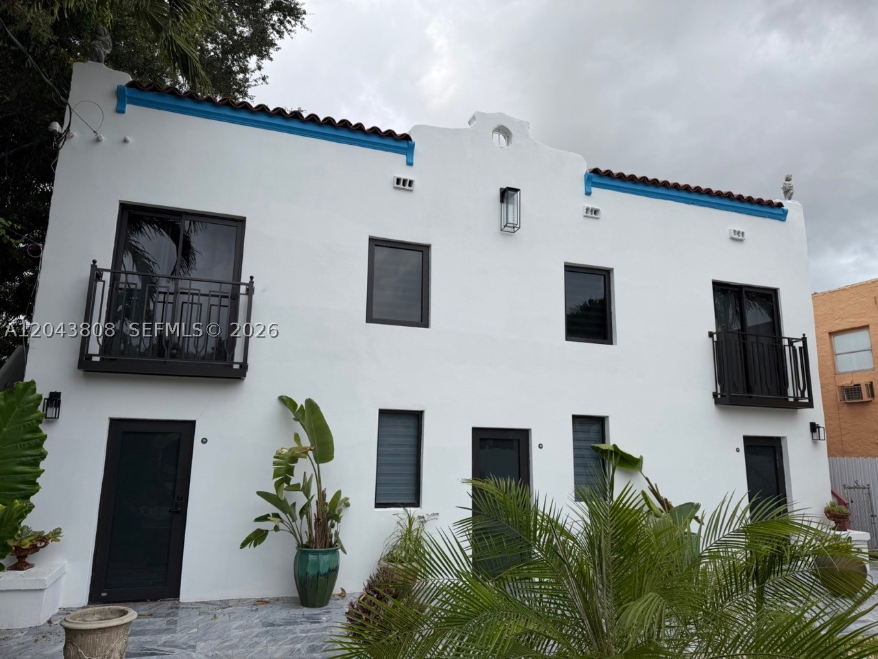 Incredible income-generating property in prime Miami location. Fully reconstructed in 2025/2026: new plumbing, electrical, A/C, designer kitchens, and baths. Features ample parking and a private, gated tropical courtyard. Versatile multi-suite layout, optimized for short-term rentals.