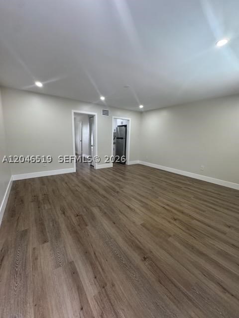 Fully renovated 1-bedroom apartment with patio in a quiet, well-kept building in the desirable Pinecrest area! This unit features renovations, spacious layout, and on-site laundry for convenience. Residents can enjoy a refreshing pool and a peaceful community atmosphere with easy access to shopping, dining, and major highways. Water is included. Landlord incentive: $100 monthly credit when rent is paid on/before the due date- effectively making rent $2,250/month. Pet friendly- all pets need vaccination certificate. Renters insurance and background checks are required each tenant 18+. Fast approval and easy to show!