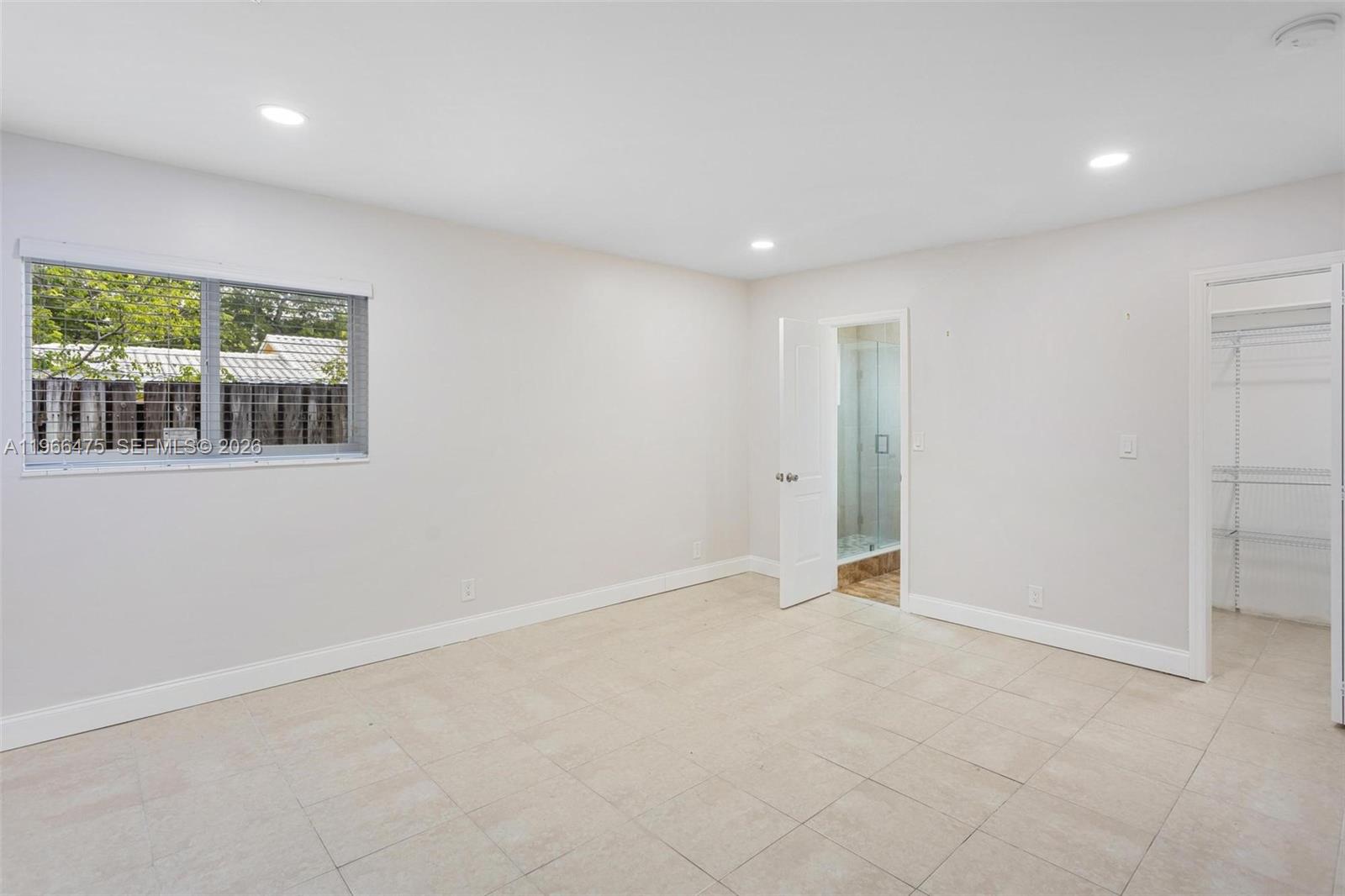OAKLAND PARK SECOND ADD - Residential Income