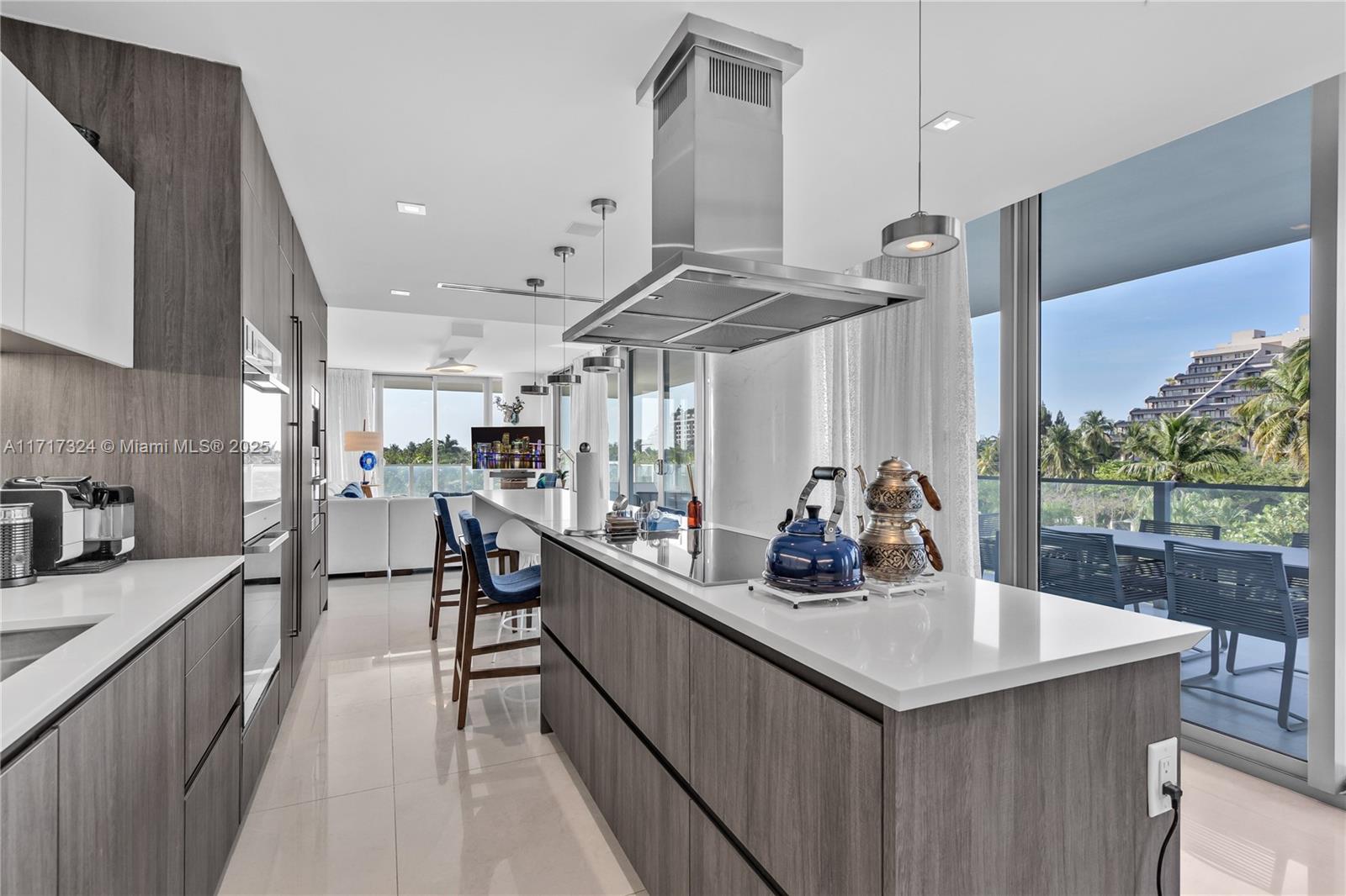OCEANA KEY BISCAYNE CONDO - Residential