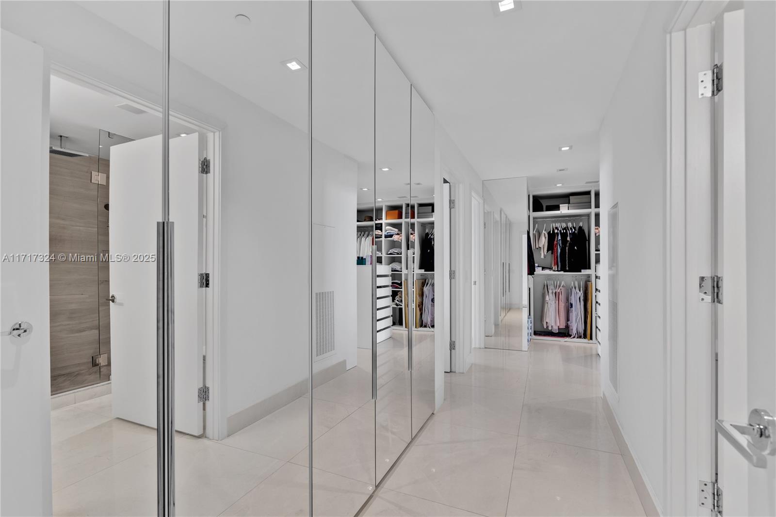OCEANA KEY BISCAYNE CONDO - Residential