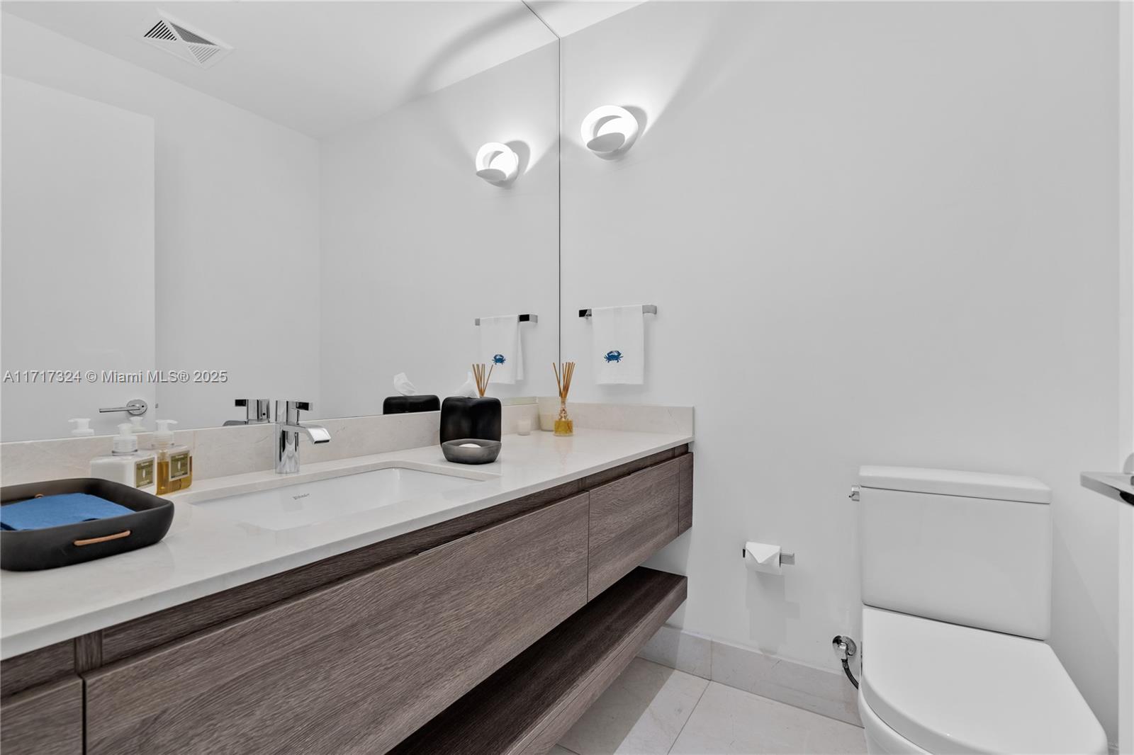 OCEANA KEY BISCAYNE CONDO - Residential
