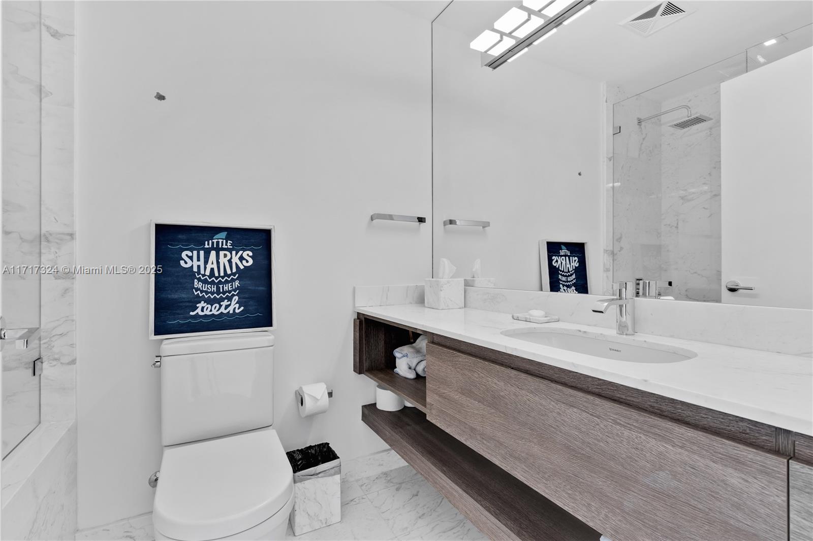 OCEANA KEY BISCAYNE CONDO - Residential