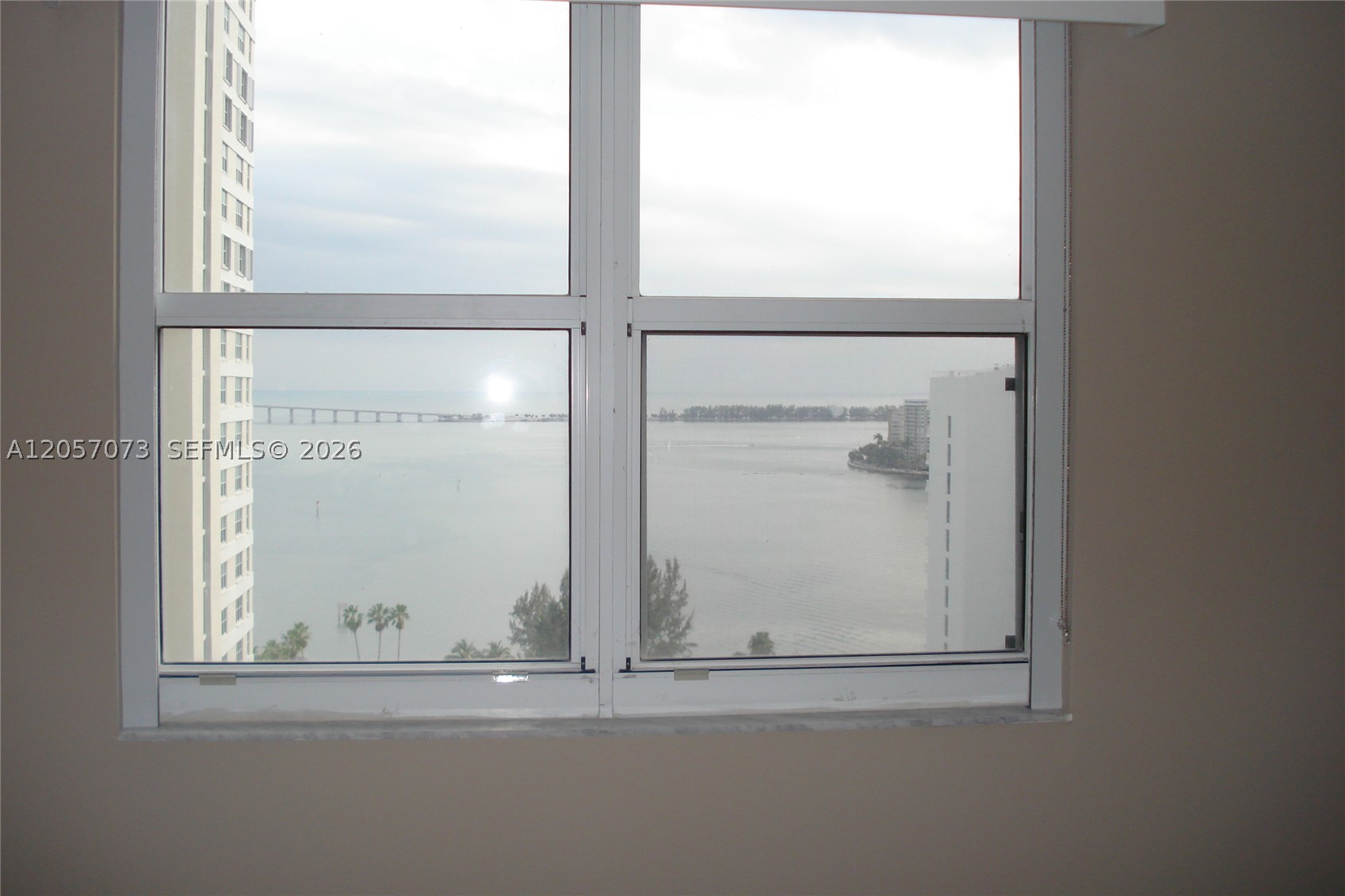 ISOLA CONDO - Residential